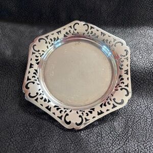 Standards Co (Toronto) Vintage Hallmarked , wine coaster/dish